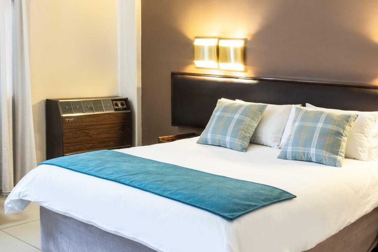 Elgro Hotel Potchefstroom Zewnętrze zdjęcie